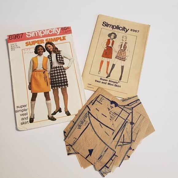 Vintage Simplicity Sewing Pattern  - Picture 3 of 3
